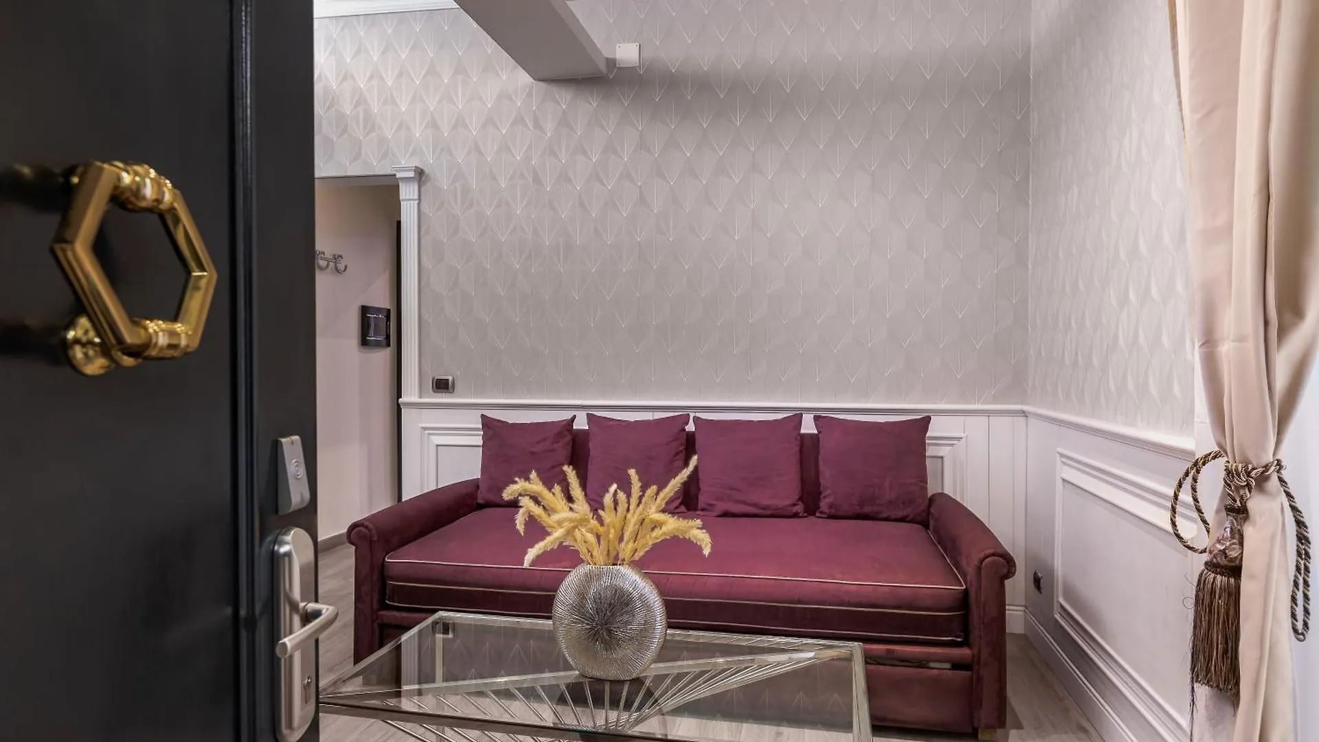 Daphne Suites Roma Itália