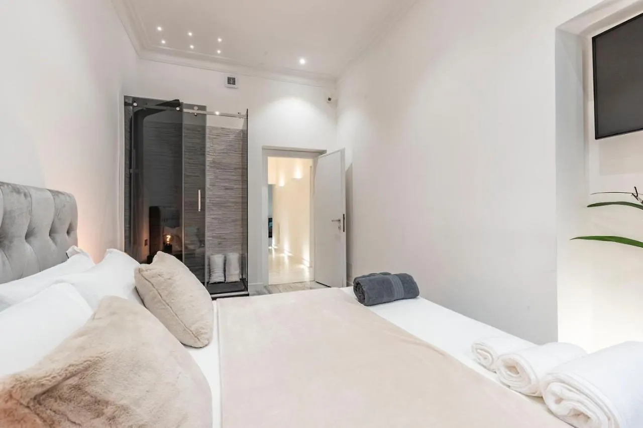 Daphne Suites Rome 0*,  Italy