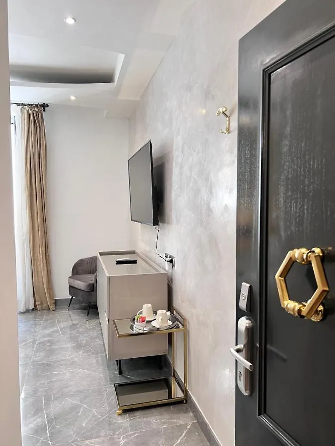 Daphne Suites Rome 0*,